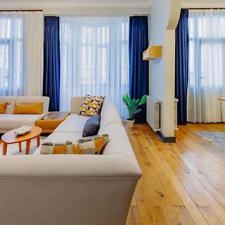 Apartment şeref Aziz Keskin Istanbul